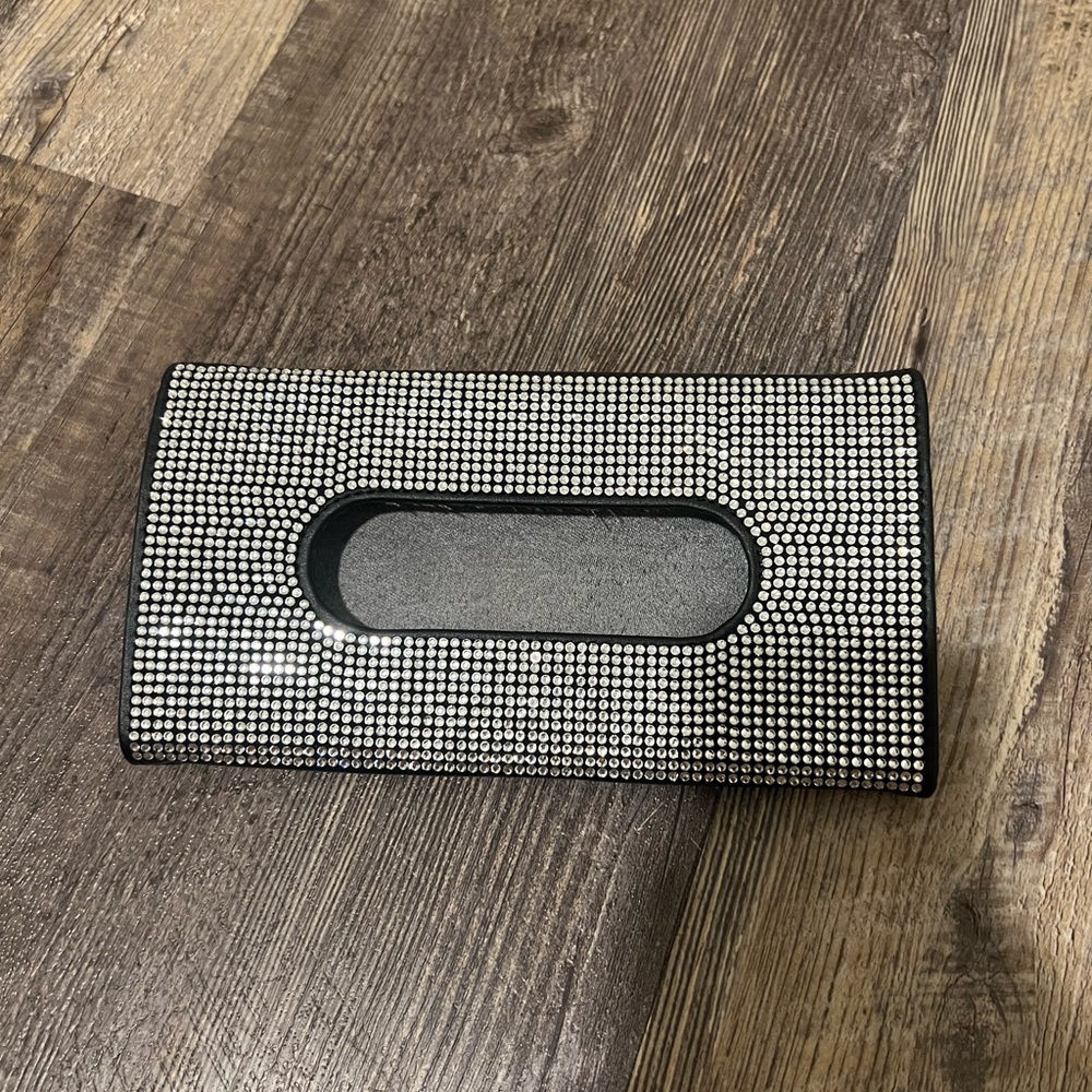 Elegant Black and Silver tissue holder for car